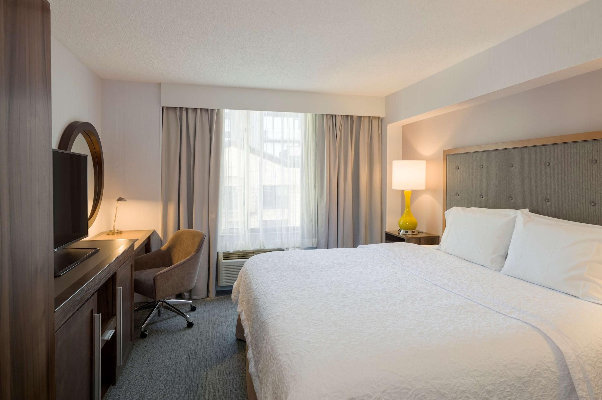 Hampton Inn Manhattan Chelsea Ню Йорк Екстериор снимка