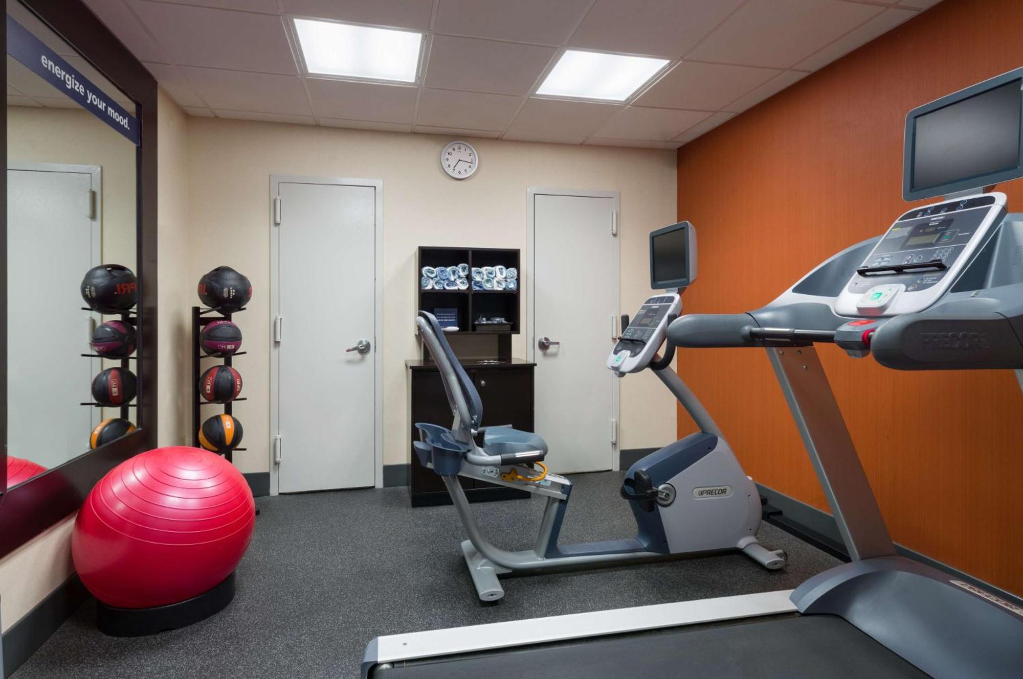 Hampton Inn Manhattan Chelsea Ню Йорк Екстериор снимка