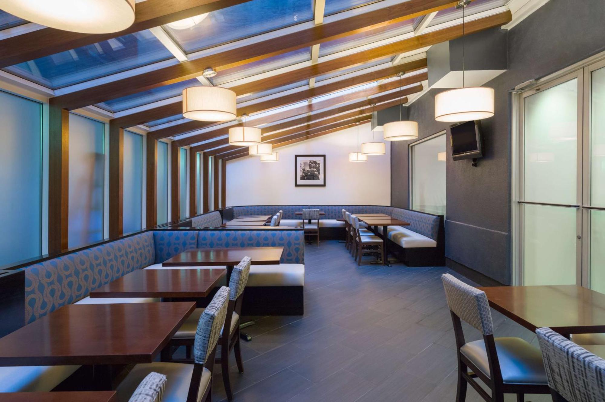 Hampton Inn Manhattan Chelsea Ню Йорк Екстериор снимка