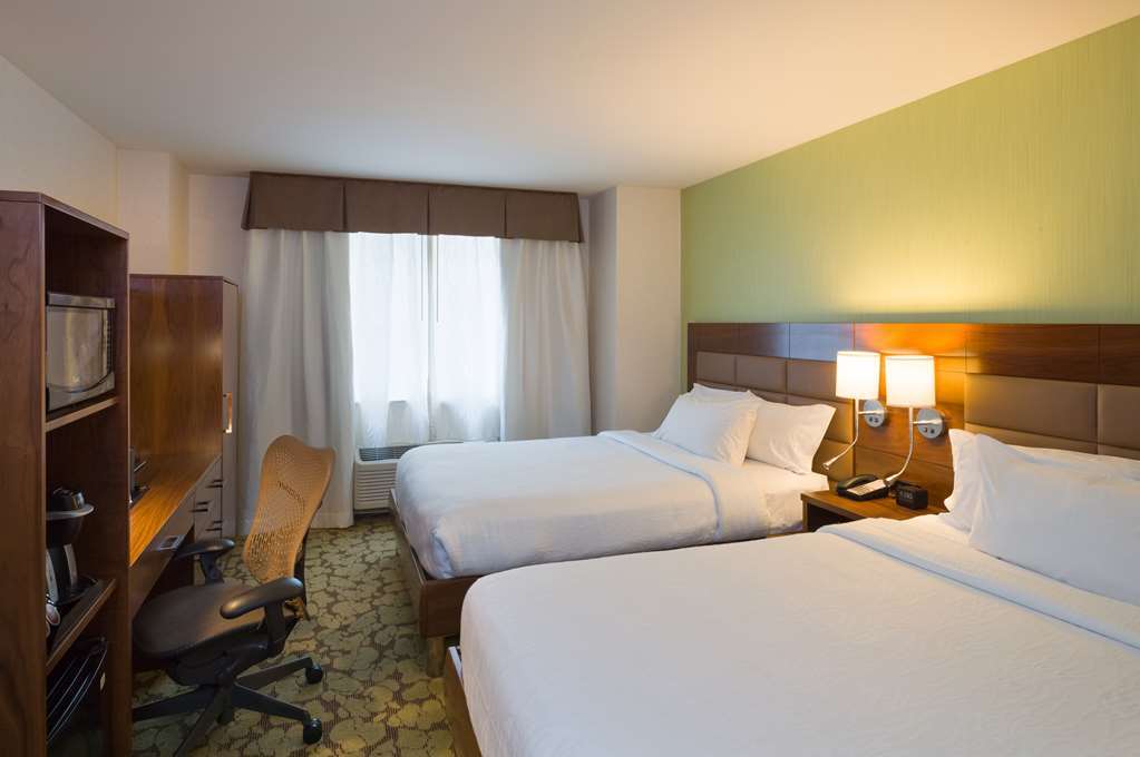 Hampton Inn Manhattan Chelsea Ню Йорк Стая снимка
